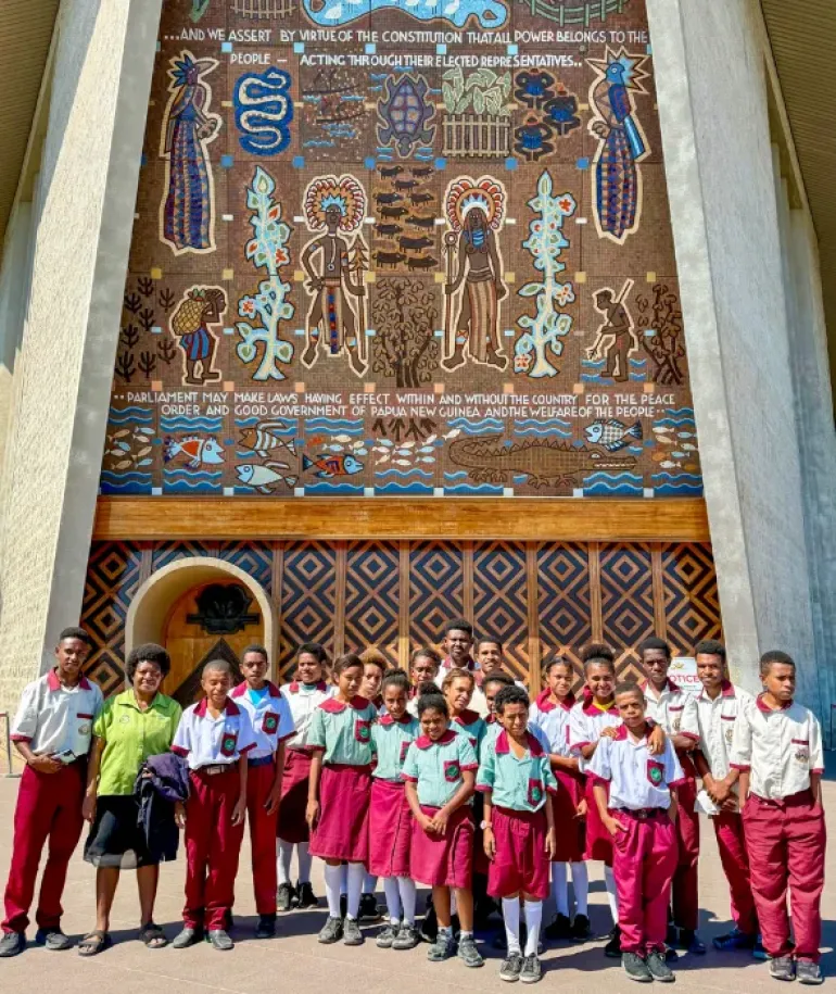 New Erima Junior High School Students at the National Parliament