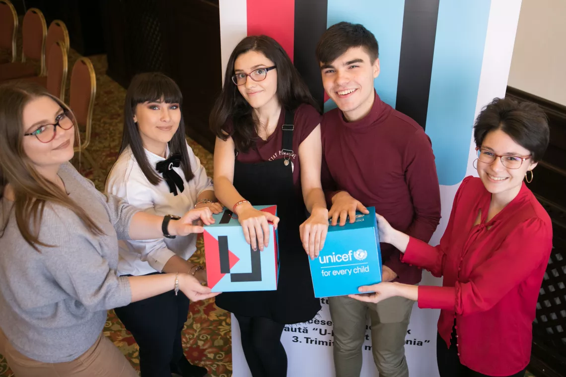 Members of the Children Board promoting U-Report