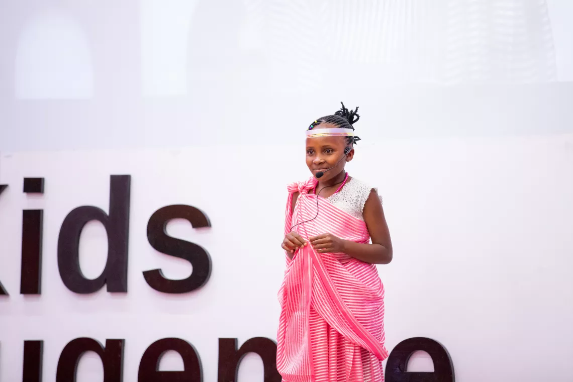 Cynthia Juliet ufite imyaka 10 y&rsquo;amavuko yigaruriye imitima ya benshi kubera uburyo yayoboye igikorwa cya TEDx kigenewe abana.
