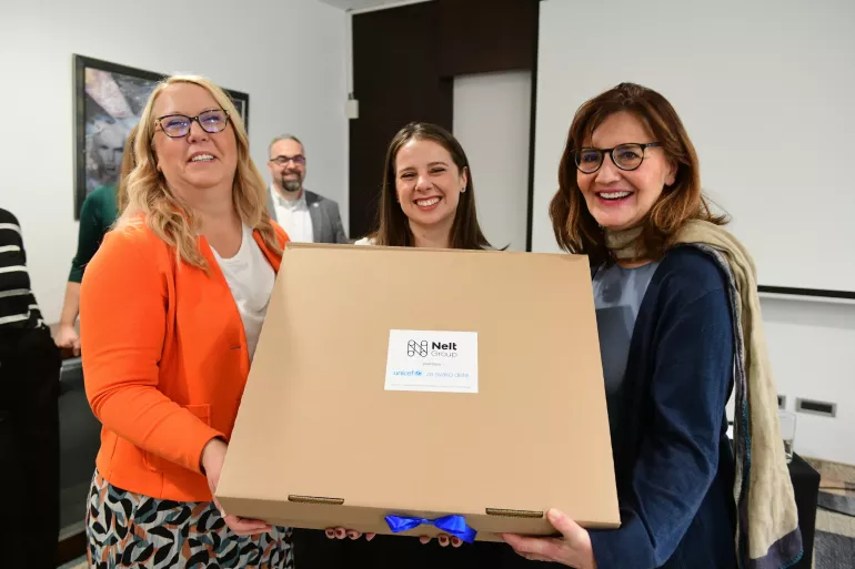 dodela STEM Paketa UNICEF i NELT