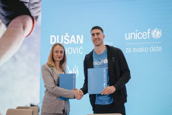Du&scaron;an Vlahović i Deyana Kostadinova