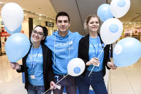 UNICEF facers at a shopping mall