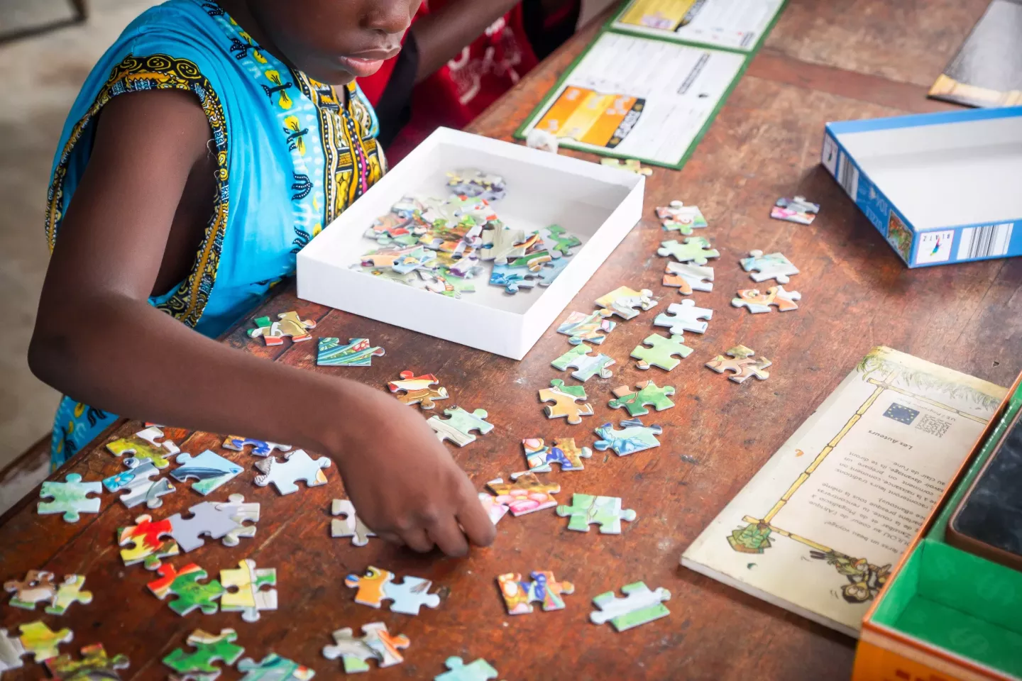 A child playing puzzle game