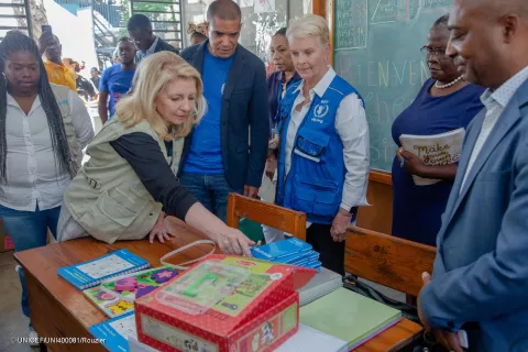 UNICEF Executive Director Catherine Russell and World Food Programme (WFP) Executive Director Cindy McCain, visited a UNICEF and WFP-supported school in Port-au-Prince.