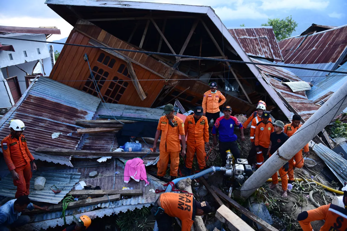 Rescue workers on Indonesian island of Sulawesi.