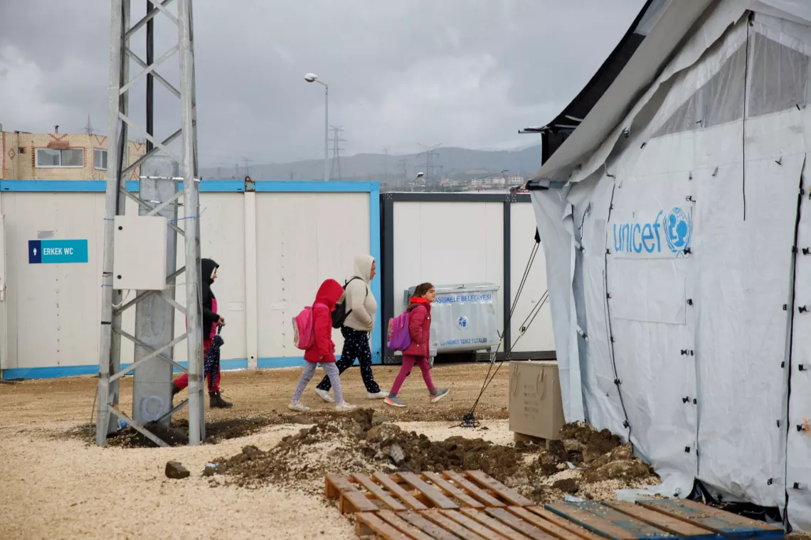 UNICEF-supported tent classrooms in a temporary shelter in Antakya, after two devastating earthquakes hit south-east T&uuml;rkiye.