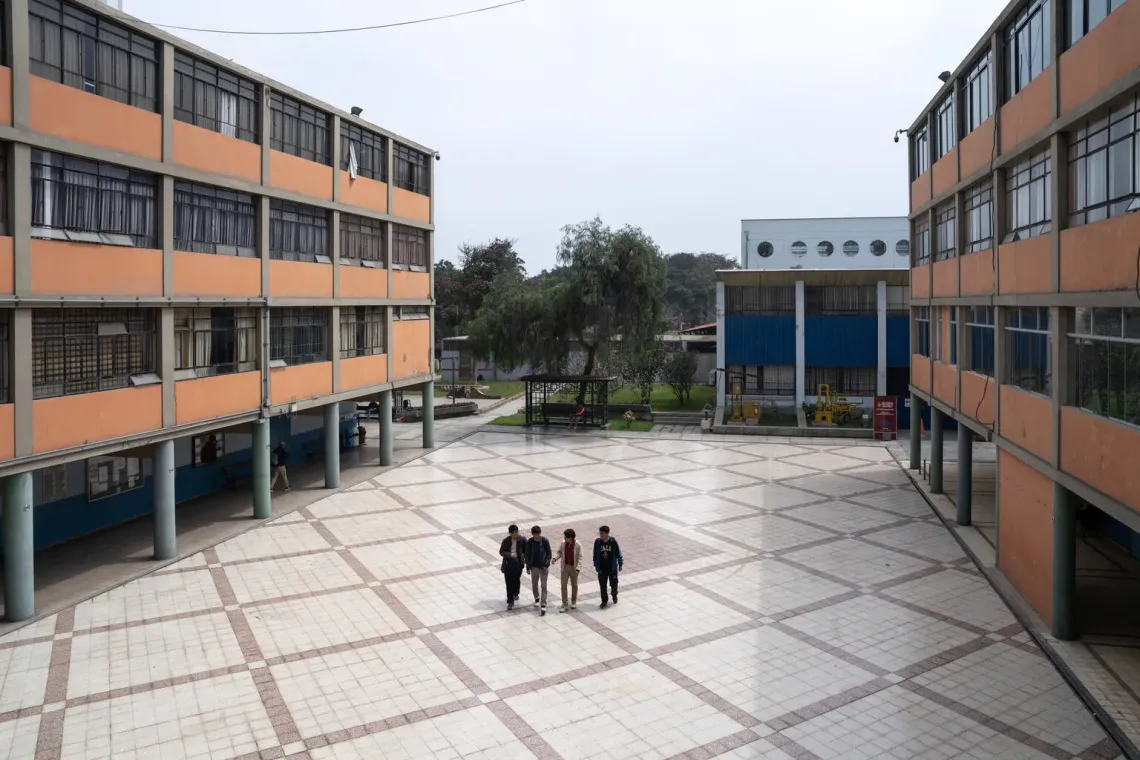 Peru. Merlyn walks with classmates at the Universidad Nacional de Ingenier&iacute;a del Per&uacute; in Lima.