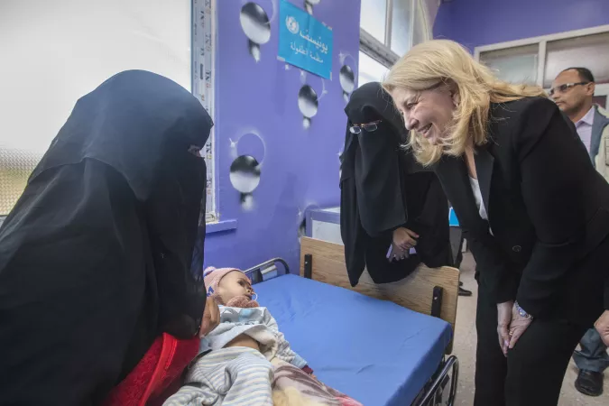 On 7 December 2022 at Al Sabeen Hospital in Sana&rsquo;a Governorate, Yemen, UNICEF Executive Director Catherine Russell comforts a young child who is being treated for malnutrition.