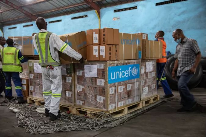 A UNICEF shipment of 63 cubic metres of vital health supplies will land today in Kinshasa, the Democratic Republic of the Congo (DRC) on a Belgian repatriation flight, co-financed by the European Union (EU).