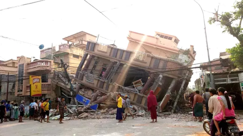 Building collapses after earthquake in Myanmar