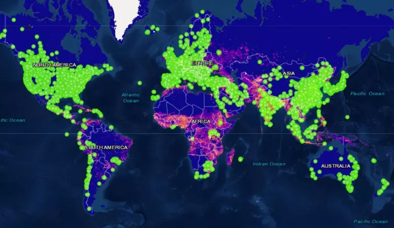 UNICEF map showing ground-level air pollution monitoring stations and child population