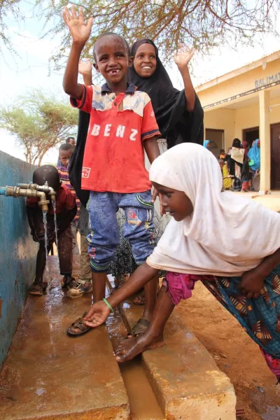 Children washing their hands at Borama borehole.