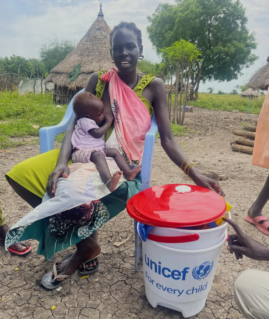 Nyathak Madieng receiving NFI, Akobo.