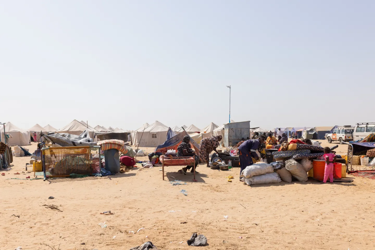 kordofan displacement, Sudan, fighting, conflict, UNICEF, displaced families, displaced mothers, displaced children, internally displaced people, White Nile, Kosti, malnutrition, child friendly space, girls, separated children, CFS, play, counselling, psychosocial support, mother