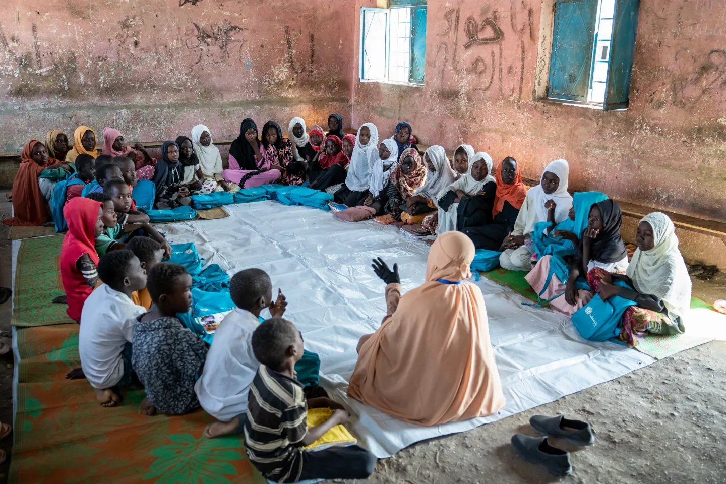 Makanna, UNICEF, Gedaref, counselling, psychosocial support, displaced children, displaced people, conflict, war, Sudan, education, learning, girls