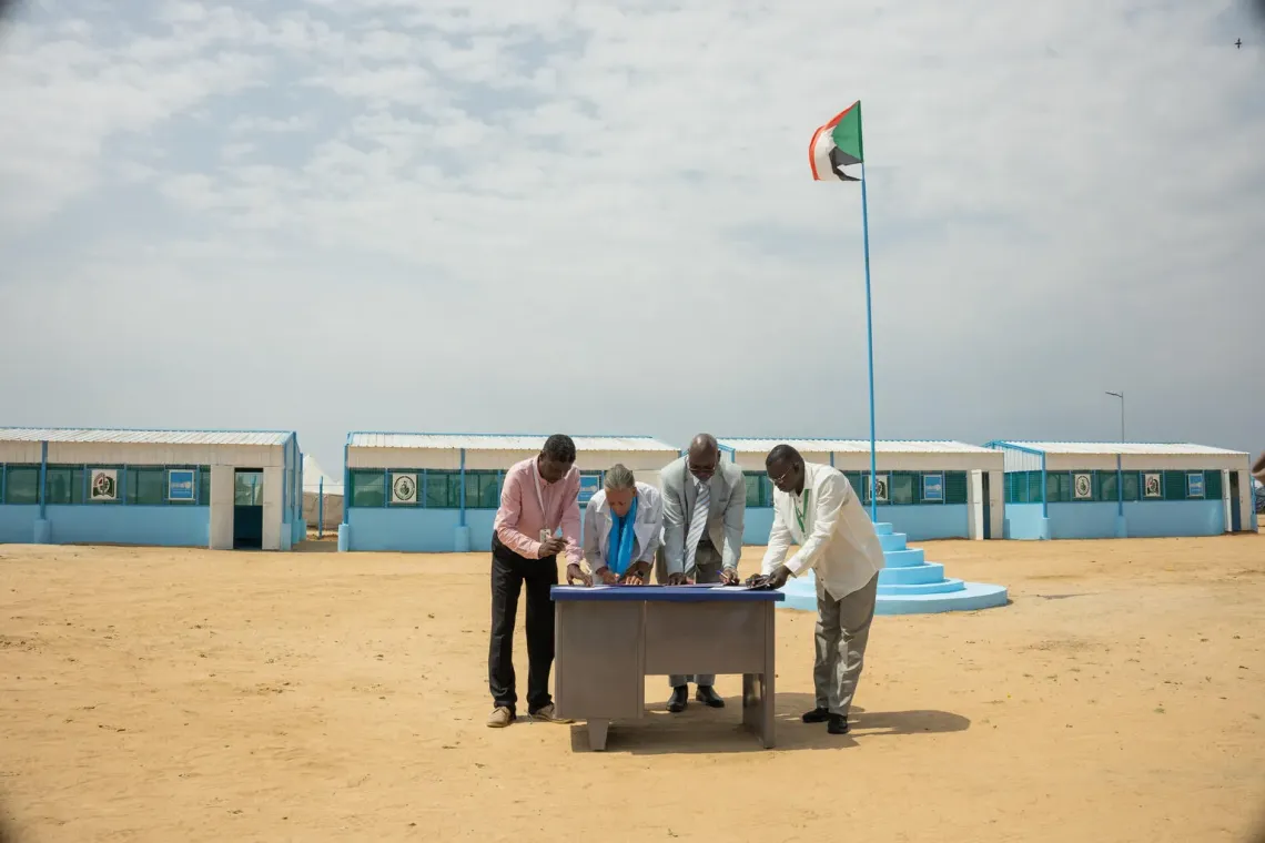 On 19 August, Annmarie Swai, UNICEF Deputy Representative officially hands over the newly constructed Accelerated Learning Programme (ALP) centre to Ismail Ali Adam, the State Ministry of Education, in Goaz Salam internally displaced persons (IDP) Camp in Kosti, White Nile State.