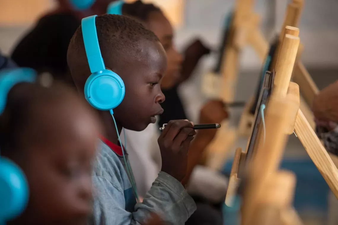 elearning, education, Sudan, conflict, war, children