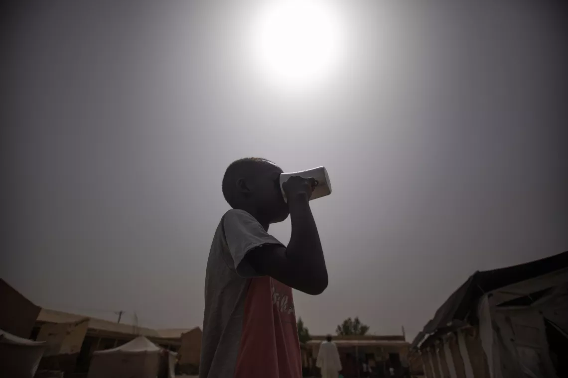 heat waves, heat strokes, climate change, Sudan, children, conflict, displacement, extreme heat
