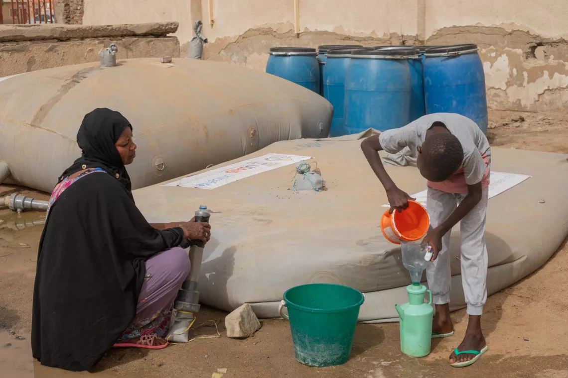 heat waves, heat strokes, climate change, Sudan, children, conflict, displacement, extreme heat