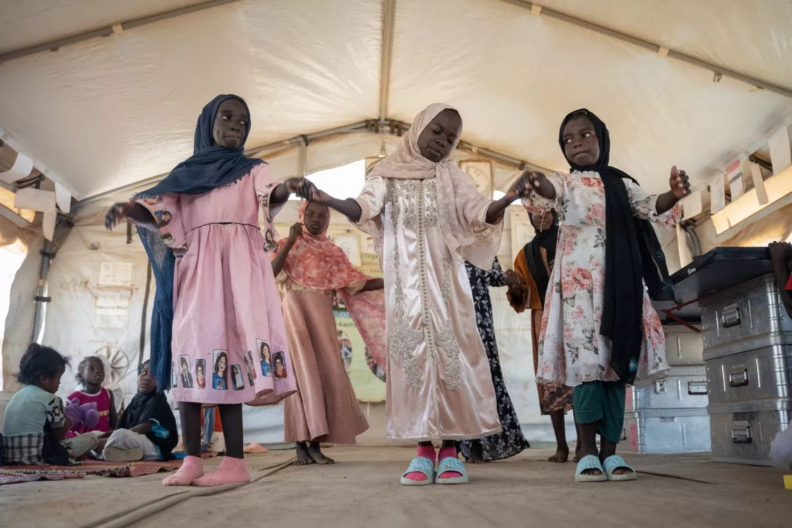 child friendly spaces, CFS, safe environments for children affected by conflict, play, psychosocial support, heal, drawing, Sudan, UNICEF, 