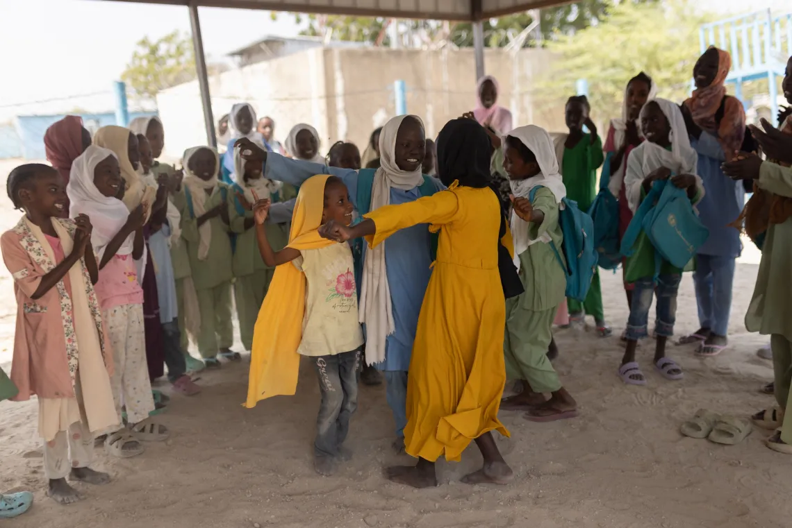 PROSPECTS, refugees, displaced children, child friendly spaces, CFS, safe environments for children affected by conflict, play, psychosocial support, heal, drawing, Sudan, UNICEF, 