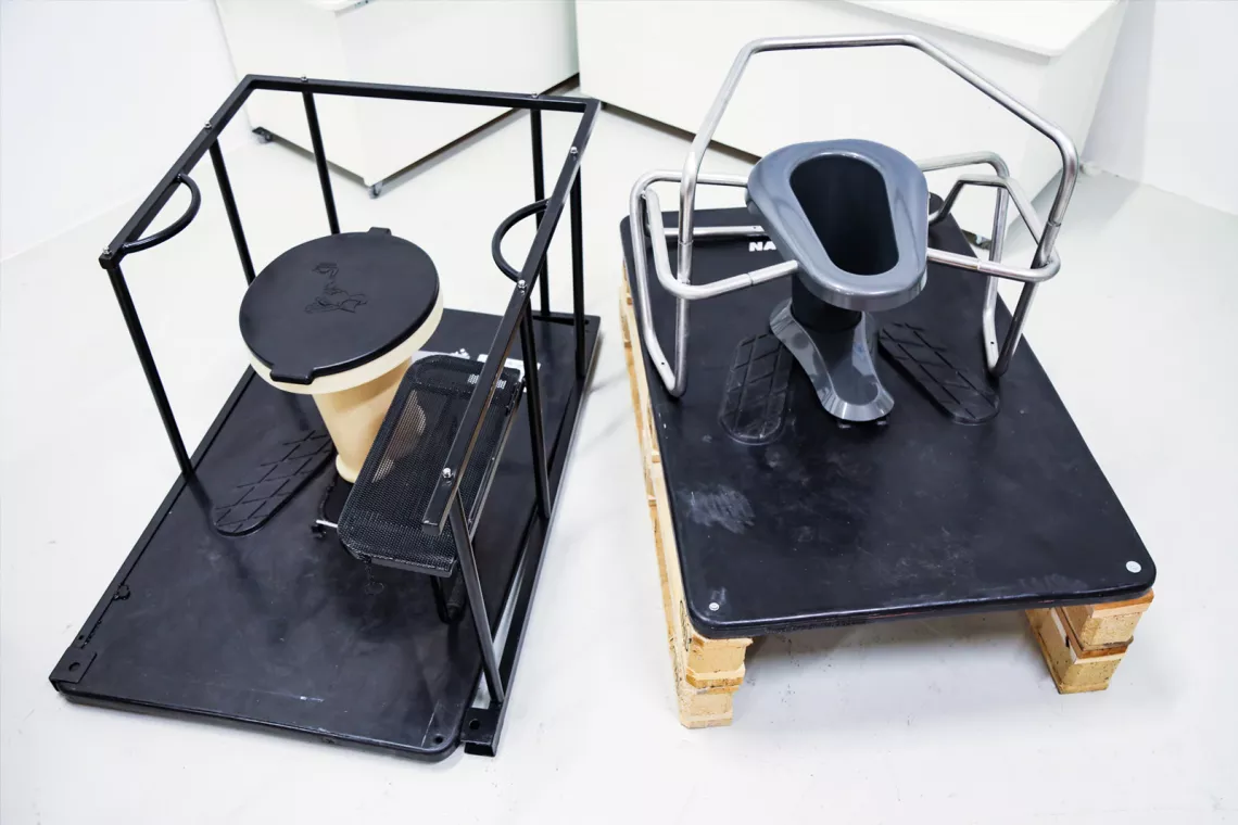 Inclusive innovation squatting plates with supportive frame