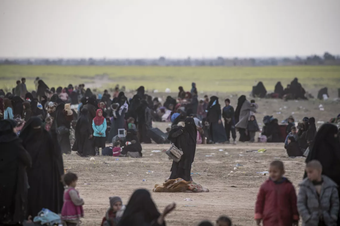 IDPs fleeing in desert