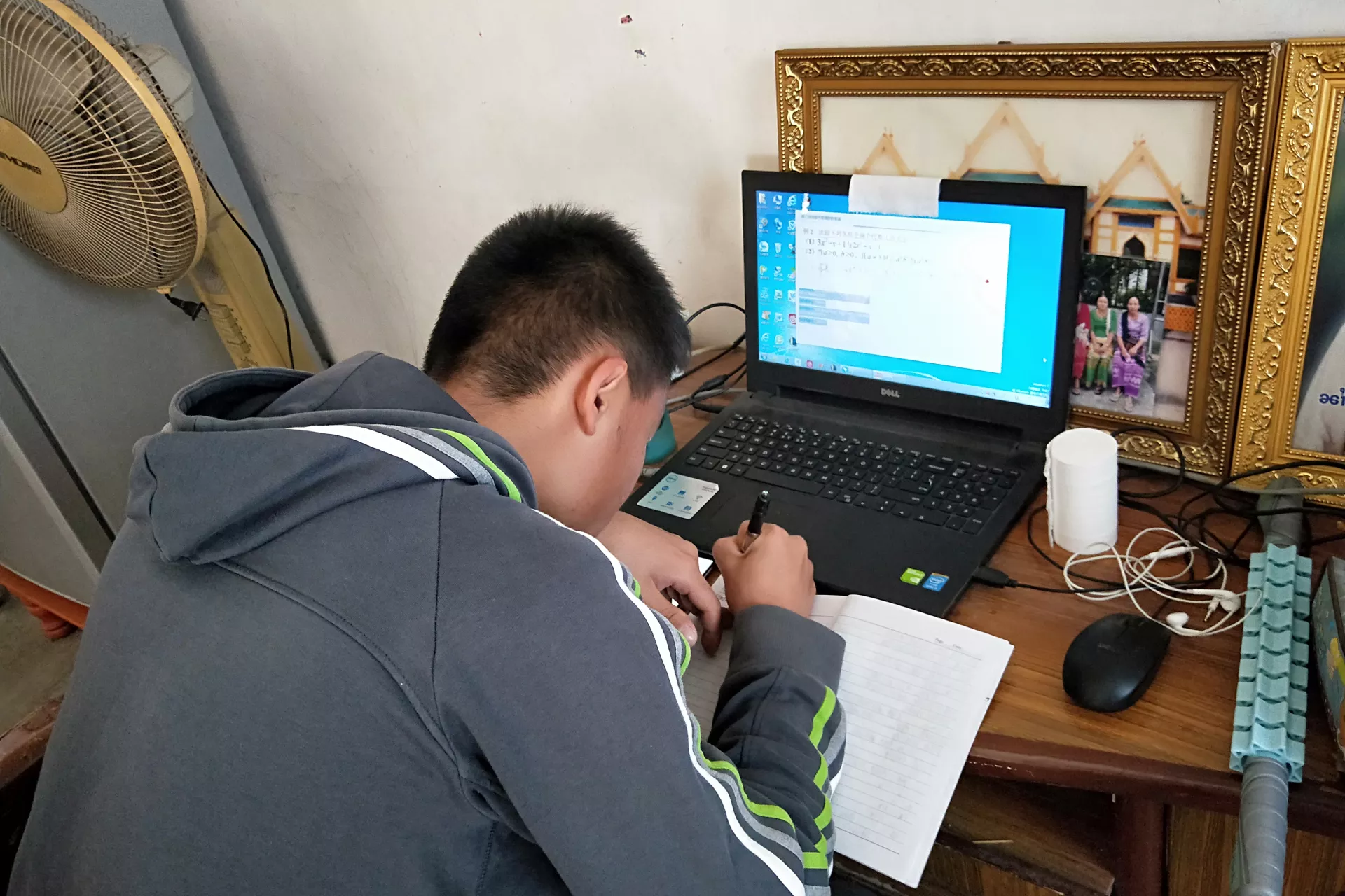 https://www.unicef.org/thailand/sites/unicef.org.thailand/files/styles/hero_extended/public/UNI319559.jpg.webp?itok=z5tBVUGV