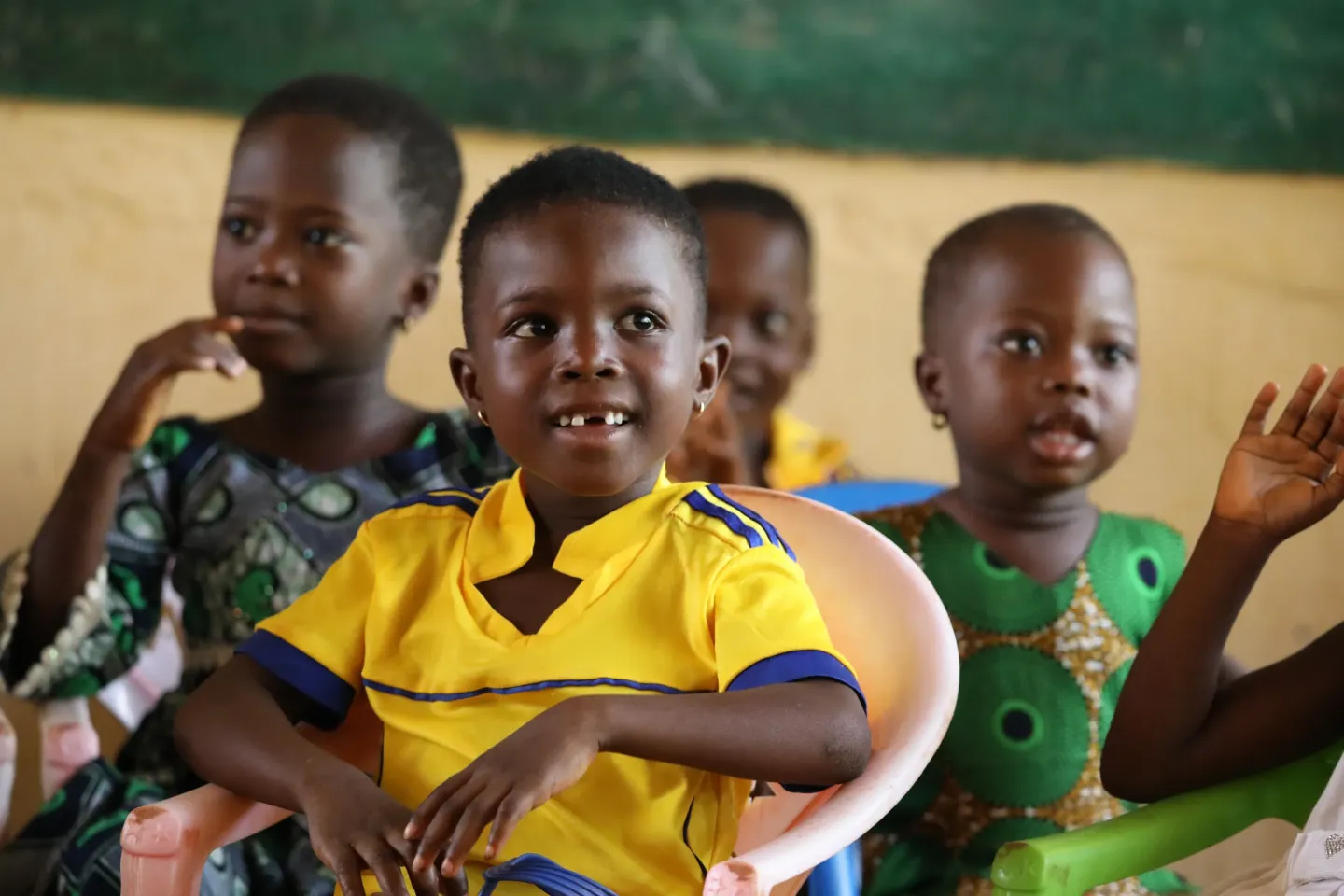 Les &eacute;l&egrave;ves au jardin d'enfants de Mom&eacute; Hounkpati, Vo