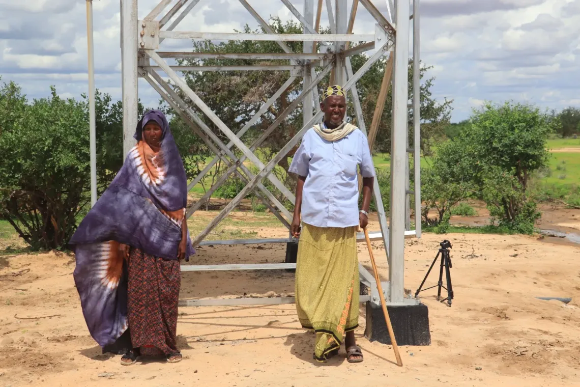 Gini Hussein Kethiye (left) and Makahil Rashid Hilowle at the Elevated Tank in Gunjiya Borehole.webp