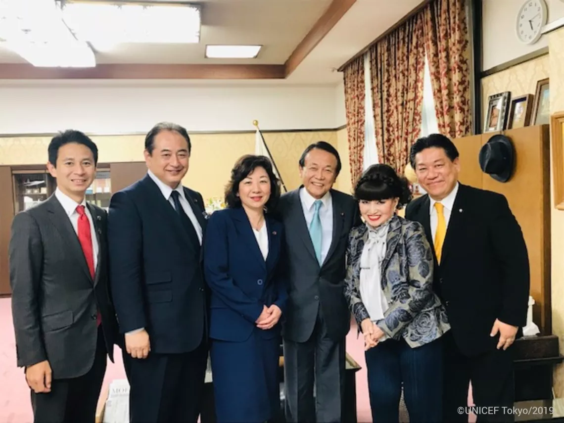 安倍首相、麻生財務大臣、河野外務大臣を表敬