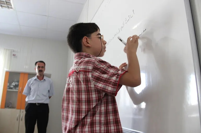 Suriyeli g&ouml;n&uuml;ll&uuml; &ouml;ğretmenlerin eğitim azmi