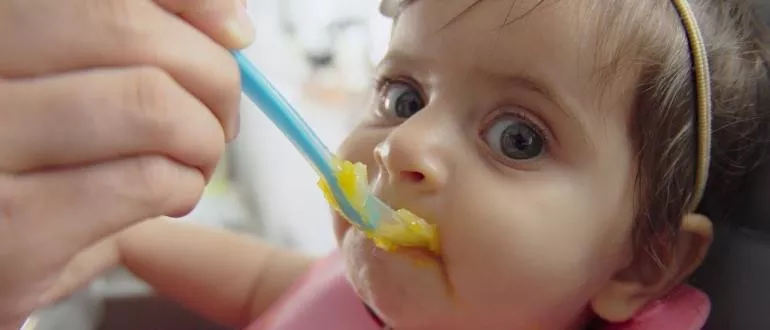 baby feeding