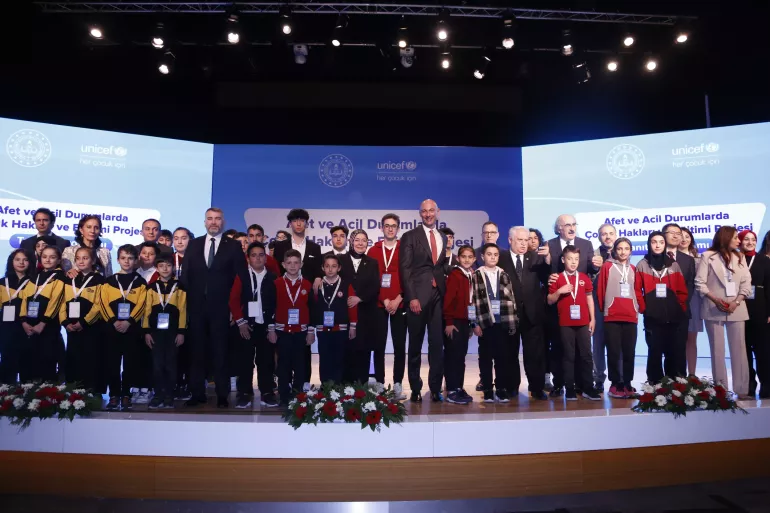 UNICEF/UNI576078/Kili&ccedil;