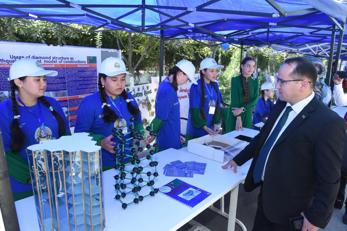 Ashgabat, 25 September 2023 &ndash; UNICEF and the Ministry of Education joined forces to organize the first Educational Robotics Competition in Turkmenistan. The event took place on 23-24 September 2023, at School No. 97 in Ashgabat, marking a significant step forward in Turkmenistan's educational advancement. The Educational Robotics Competition served a dual purpose: to raise awareness among pupils, teachers, and parents about the pedagogical benefits of educational robotics and to motivate them to explore thi