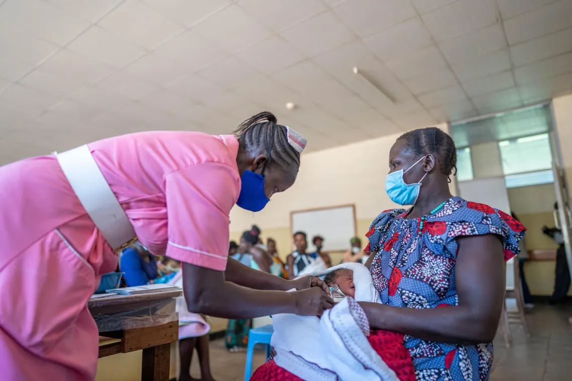 World Immunization Week, WIW, immunization, vaccines, vaccination, vaccines work, Uganda, UNICEF, #LongLifeforAll, health workers, vaccinations for children