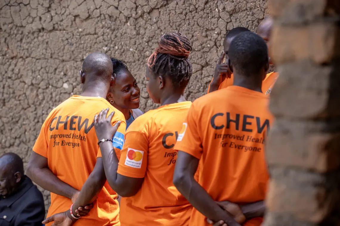 A Group of CHEWS with Allen discussing