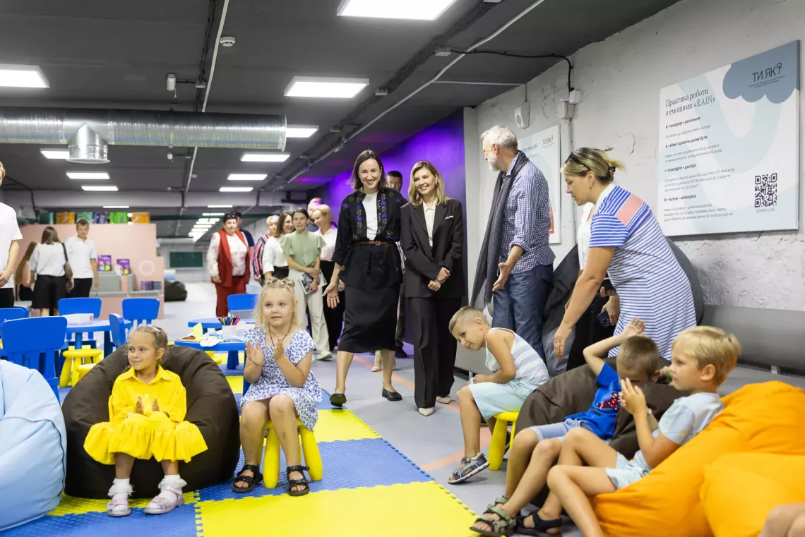 Перша Леді України на літніх читаннях з Іскорками Суперсил