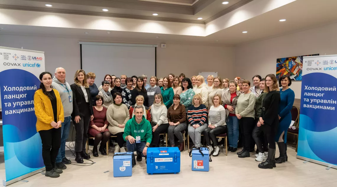 UNICEF organises training, in order for every medical worker to be able to use the new equipment