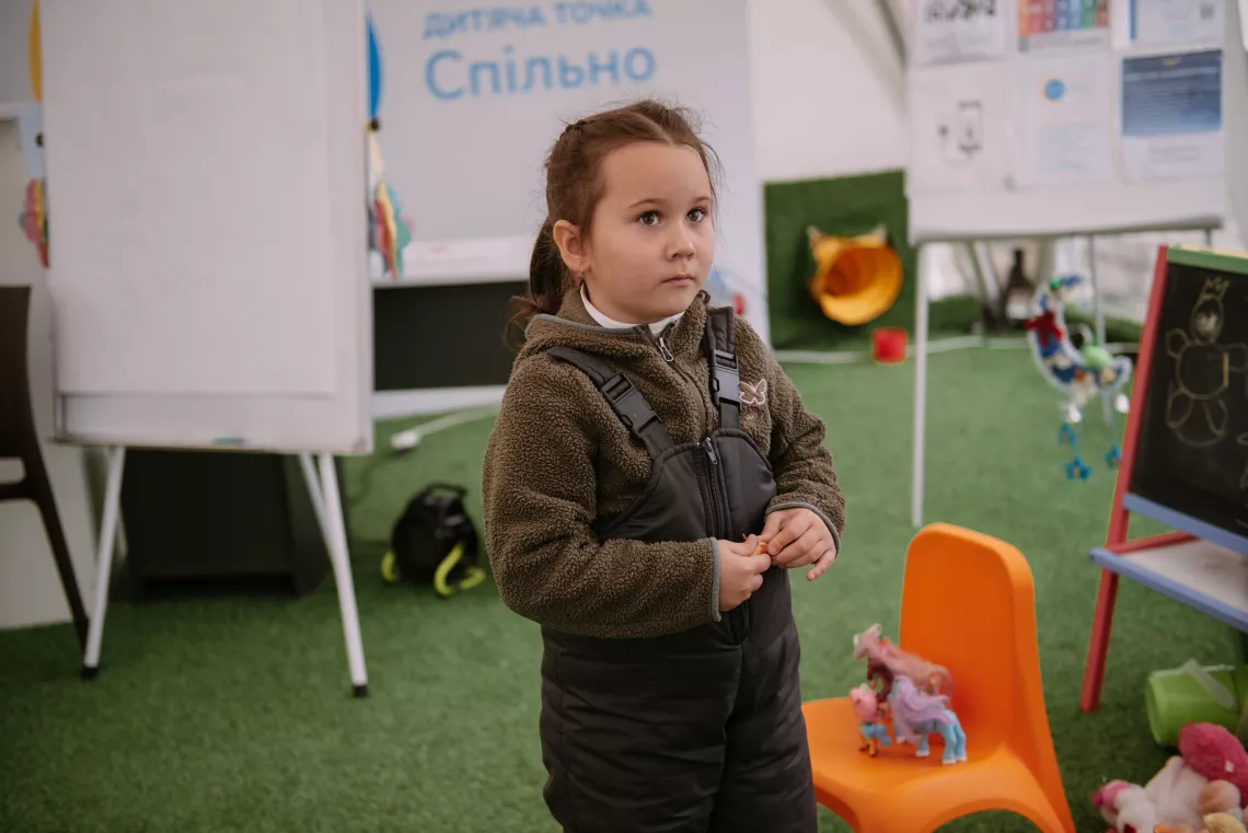 Khrystyna, whose mother, Alyona, told us about the difficulty of relearning how to communicate with other children, since the kindergarten was closed during the months of the occupation, and the children saw only their relatives and did not leave their homes.