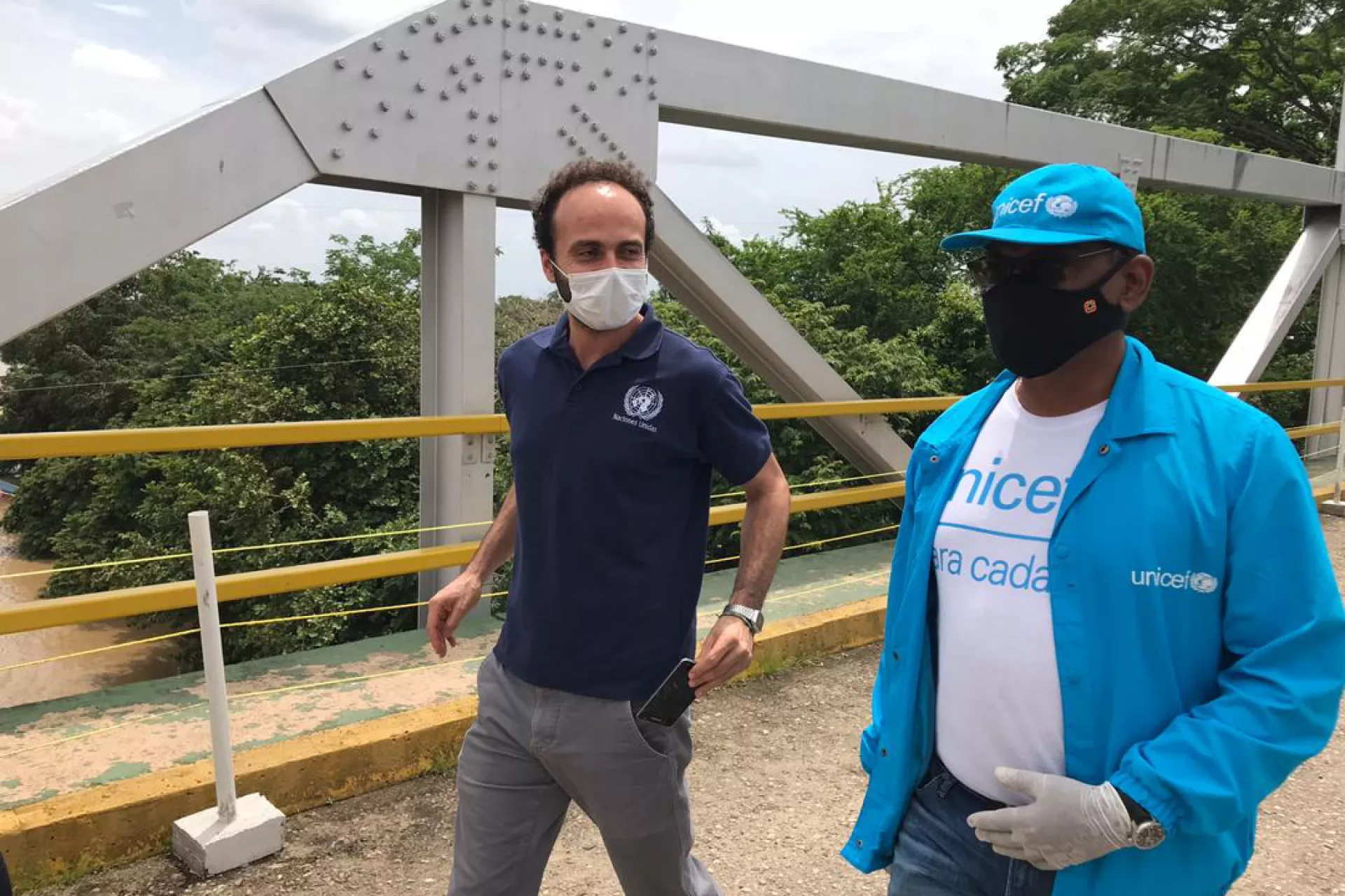 Representande de UNICEF Venezuela en una visita en terreno