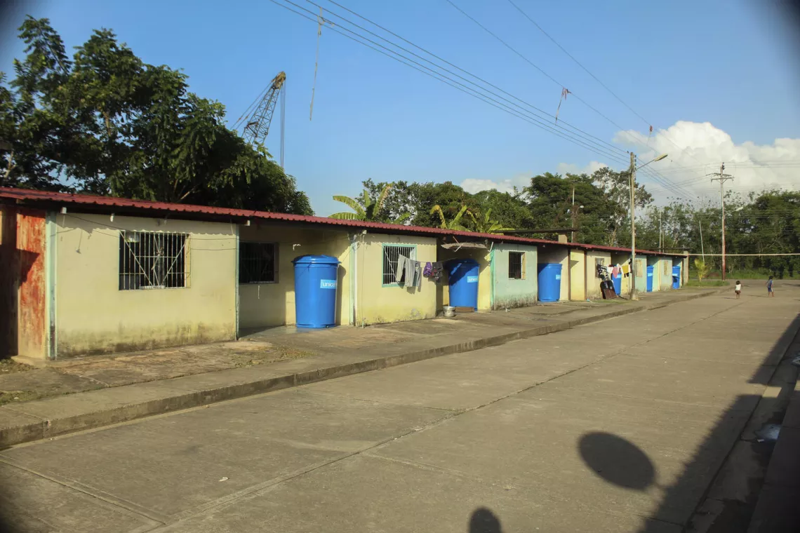 All&iacute; naci&oacute; Claimar, quien dice ser feliz jugando con sus hermanos, hermanas y primos. Quiere ser doctora, lo dice con firmeza. &ldquo;Yo quiero ser doctora porque a mi me gusta caminar casa por casa y ayudar a las personas&rdquo;. 