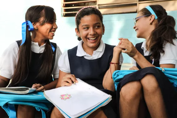 Valeria Altamiranda Albarr&aacute;n, de 10 a&ntilde;os, espera estar con todos sus amigos en el nuevo a&ntilde;o escolar. El per&iacute;odo pasado, tres de sus mejores amigas se fueron del pa&iacute;s e incluso una maestra decidi&oacute; emigrar debido a la crisis econ&oacute;mica.