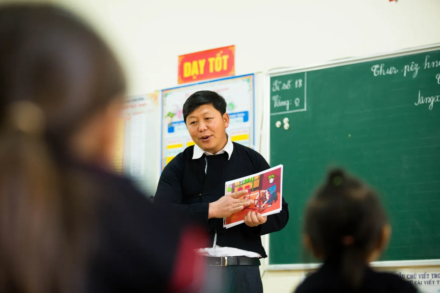 Teacher Tau in class