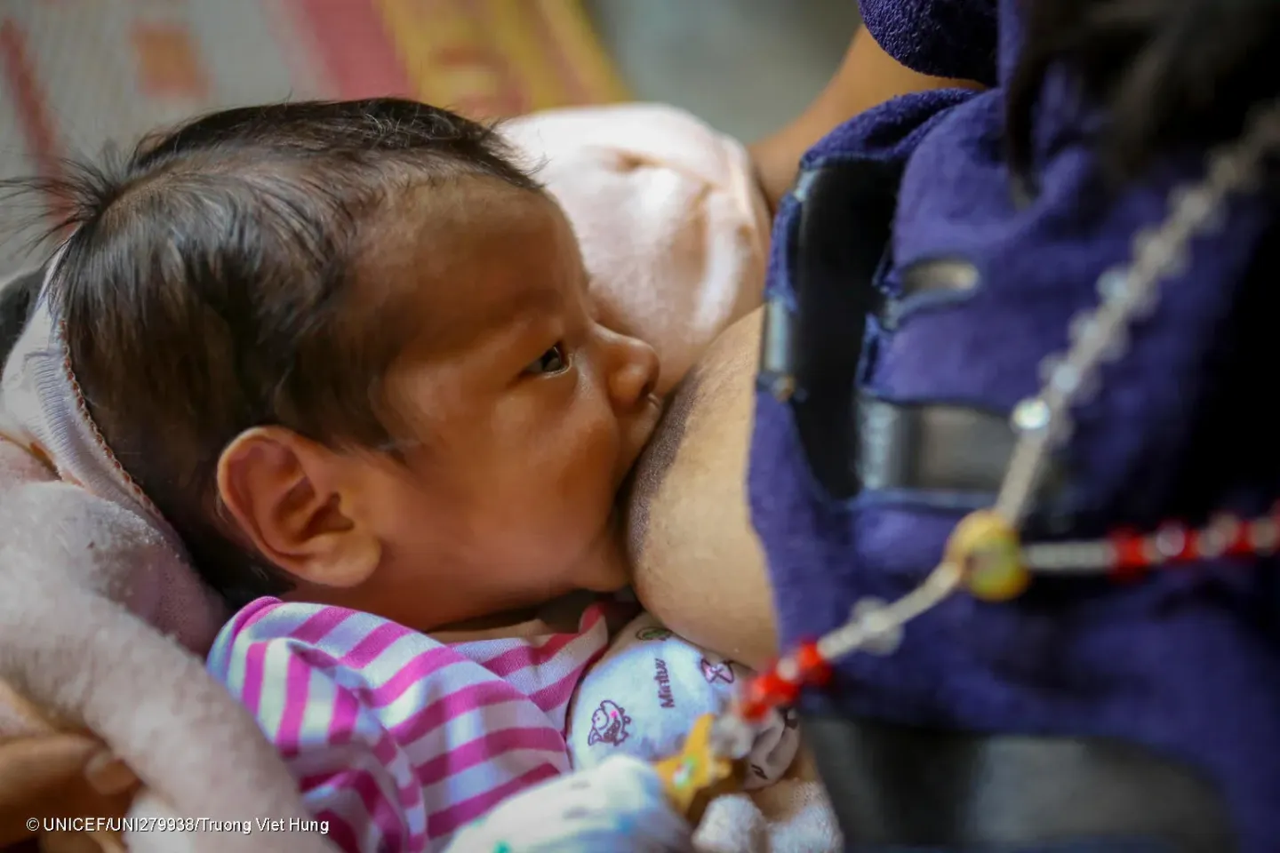 A Ka Thanh, a baby boy from the Bana ethnic group was born at 8am on the 1st of January 2020. Thanh was the first baby born in the new decade in Dak To Re commune, Kon Ray district, Kon Tum province in Viet Nam.