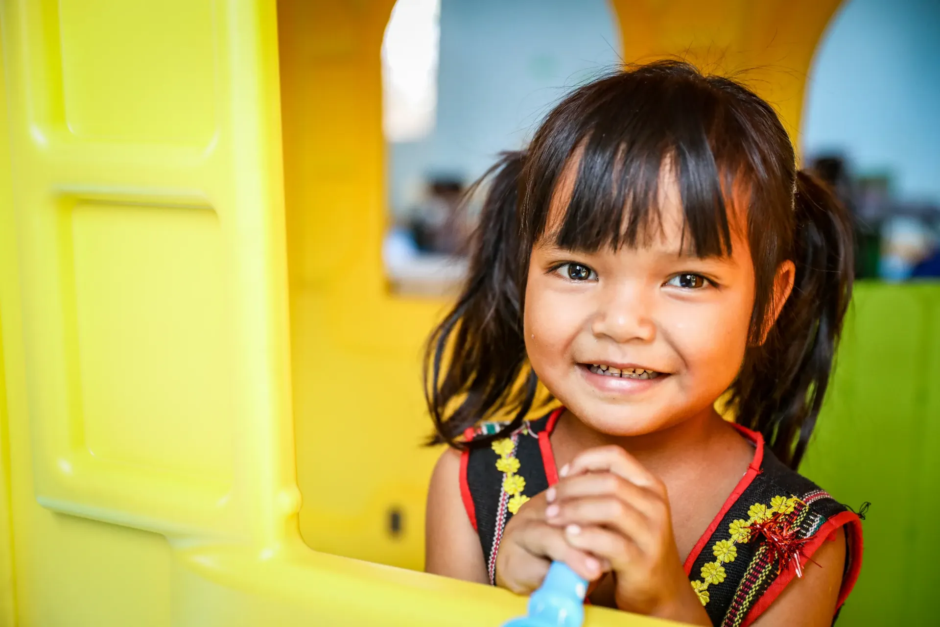 A girl smiling