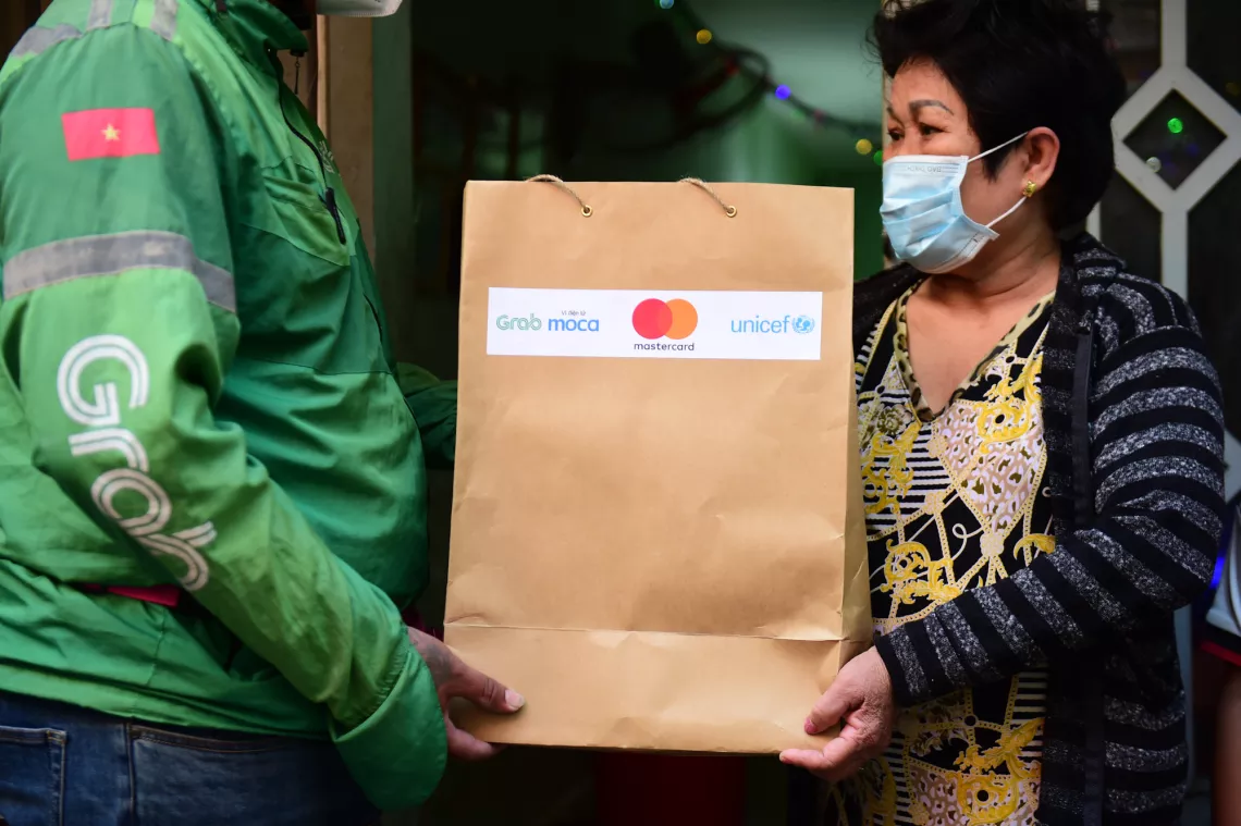 Mastercard and Grab Vietnam Partner to Offer Pandemic Relief to Vietnamese Children, Families