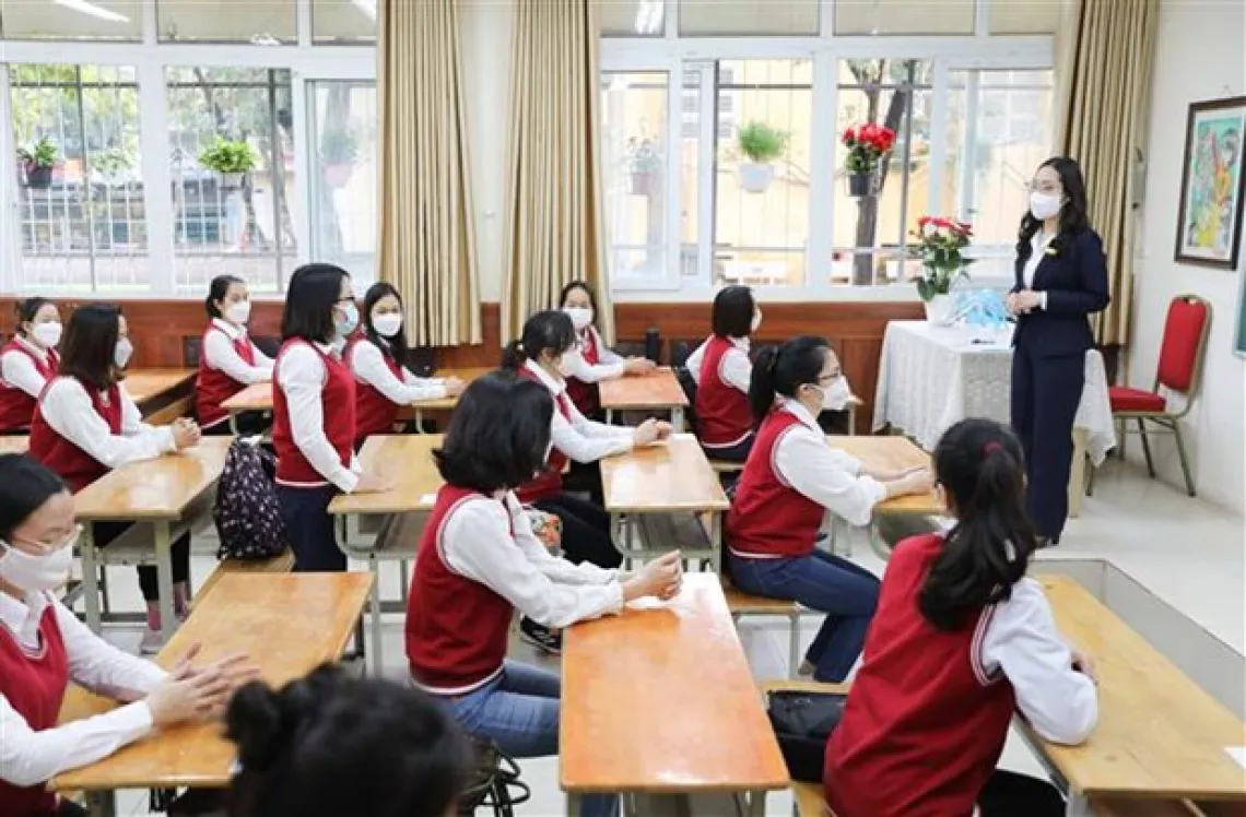 A rehearsal to welcome students back at Giang Vo Secondary School, Ba Dinh district, Hanoi (Photo: VNA)