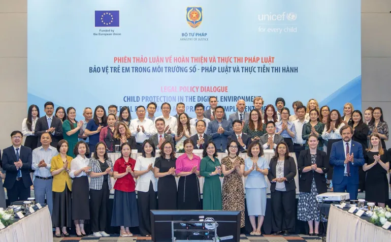 Phi&ecirc;n Thảo luận "Bảo vệ trẻ em trong m&ocirc;i trường số: Ph&aacute;p luật v&agrave; thực tiễn thi h&agrave;nh"