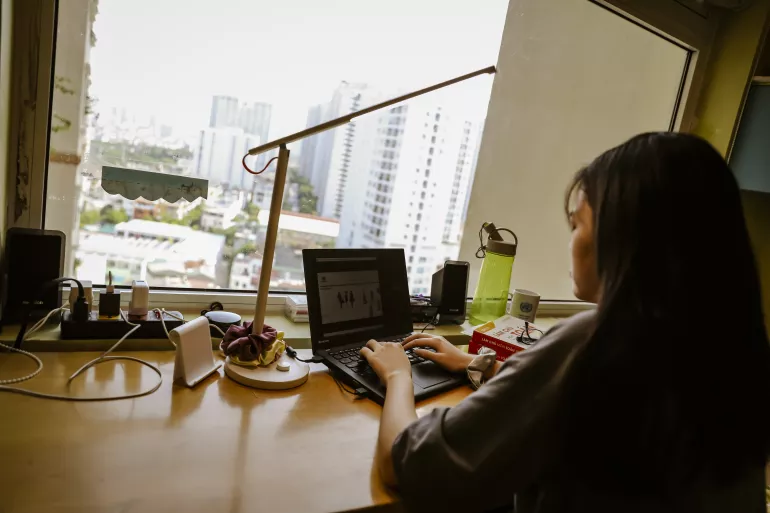 Chấm dứt b&oacute;c lột v&agrave; lạm dụng t&igrave;nh dục trẻ em trực tuyến